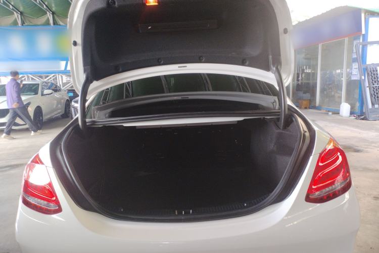 Used Mercedes-Benz C-Class 2017 Restyled C 200 Sport Edition Trunk