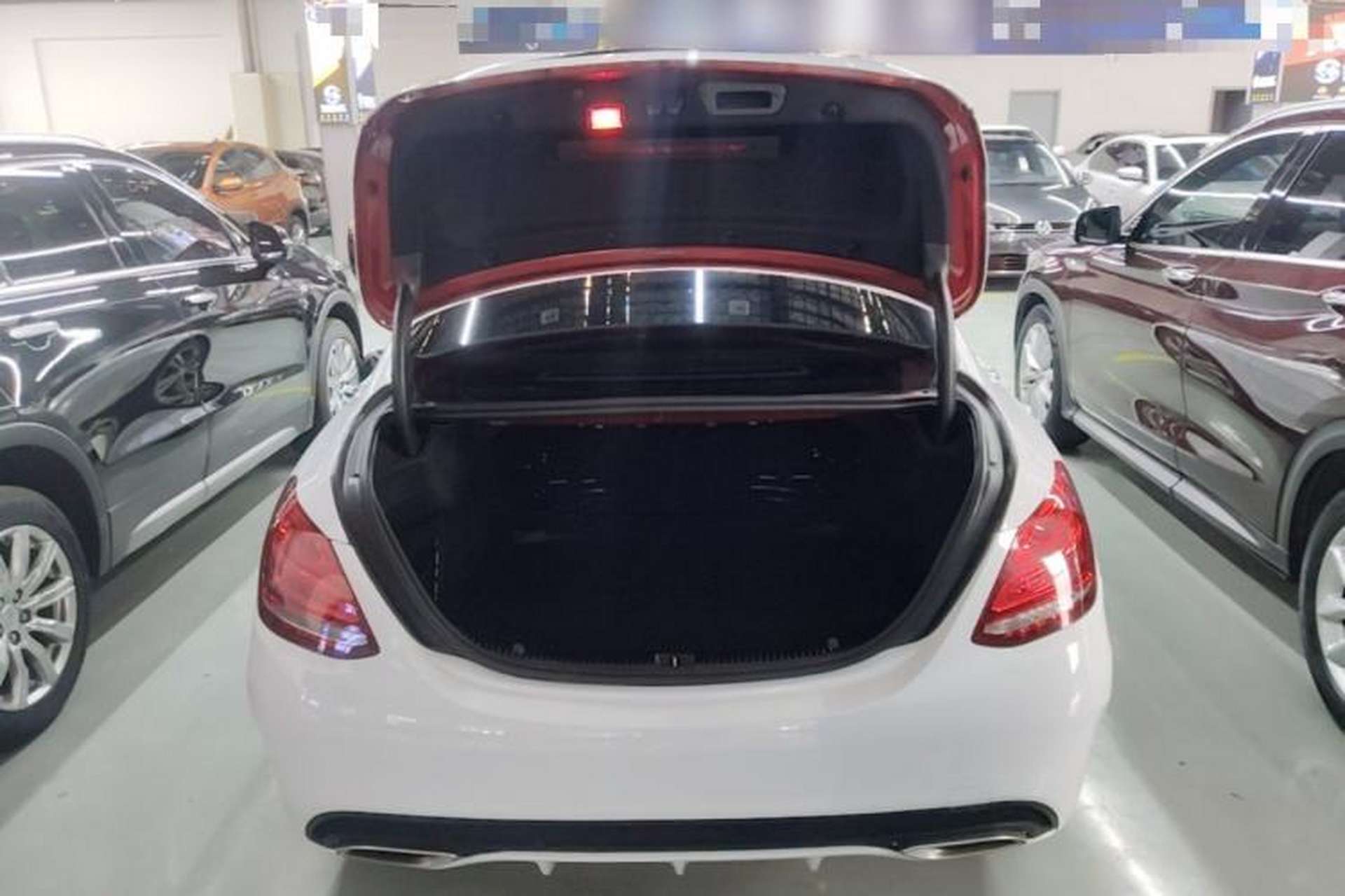 Used Mercedes-Benz C-Class 2017 C 200 L Sport Edition Trunk