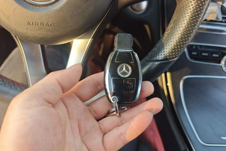Used Mercedes-Benz C-Class 2017 C 180 L Sport Edition Vehicle Key