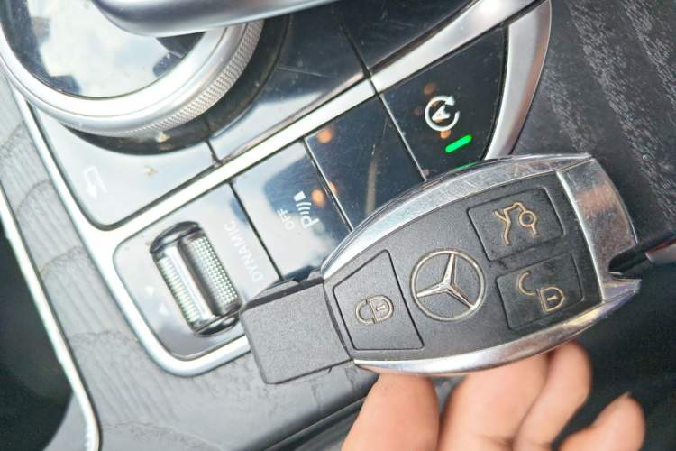 Used Mercedes-Benz C-Class 2017 Restyled C 180 L Fashion Edition Sport Version Vehicle Key