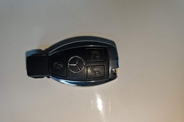 Used Mercedes-Benz C-Class 2017 C 180 L Sport Edition Vehicle Key