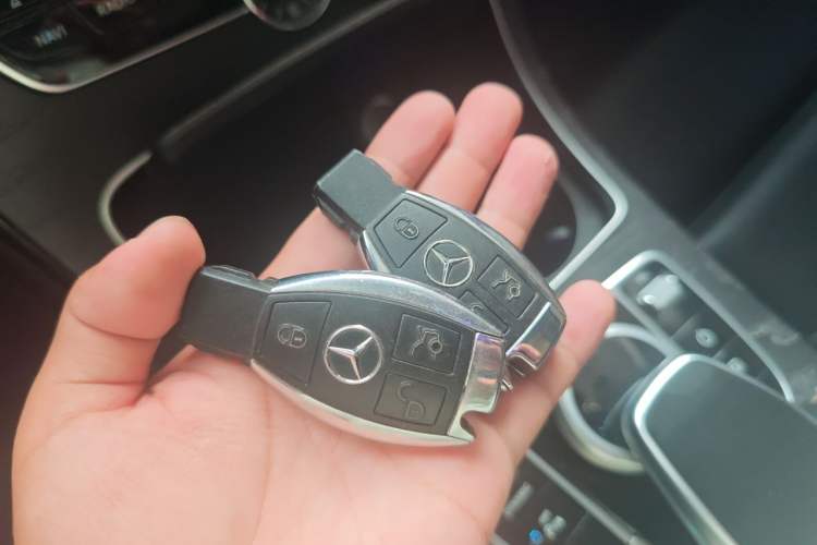 Used Mercedes-Benz C-Class 2017 C 200 L 4MATIC Sport Edition Vehicle Key