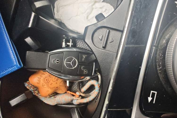 Used Mercedes-Benz C-Class 2017 C 200 Sport Edition Vehicle Key