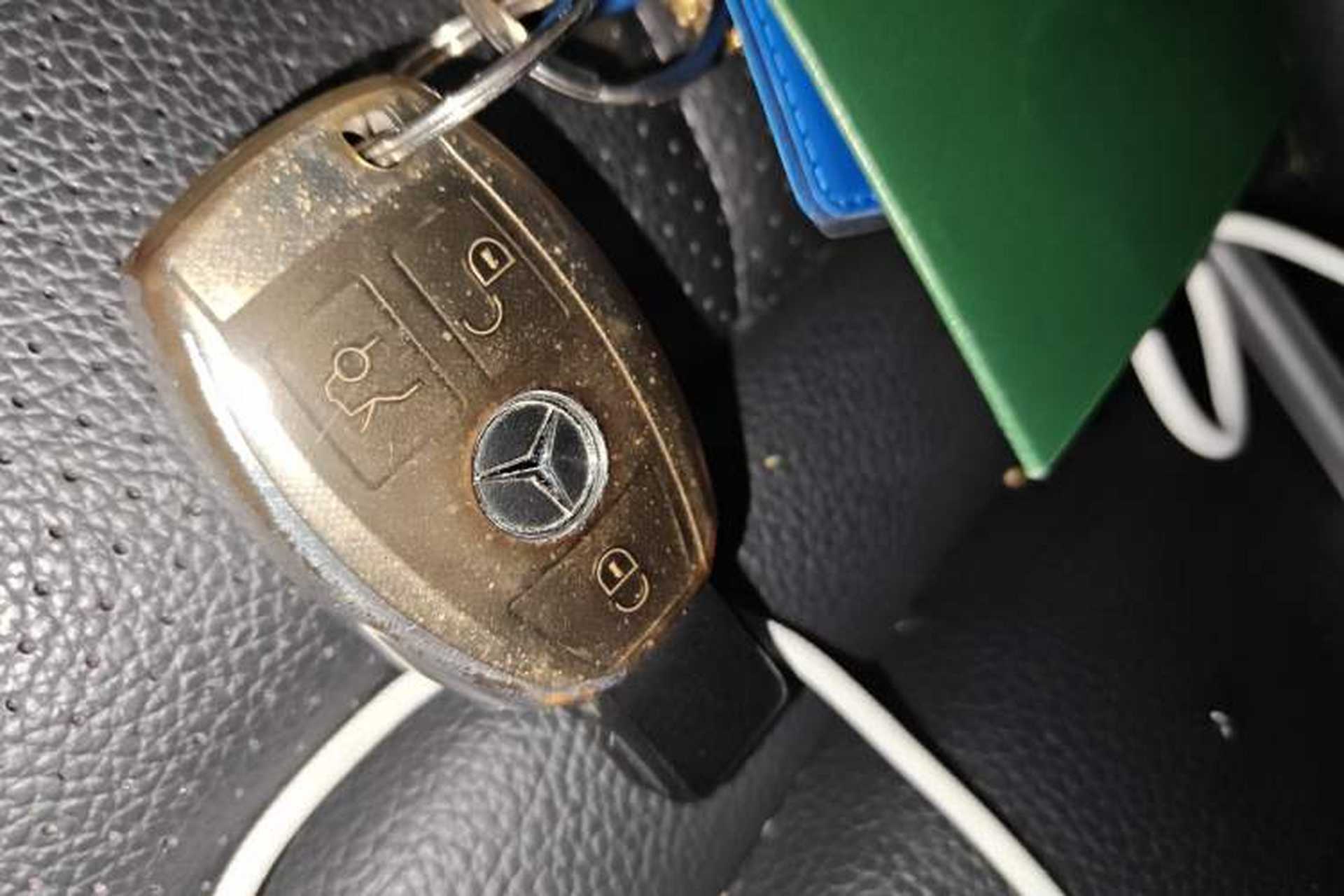 Used Mercedes-Benz C-Class 2017 Facelift C 200 Station Wagon Vehicle Key