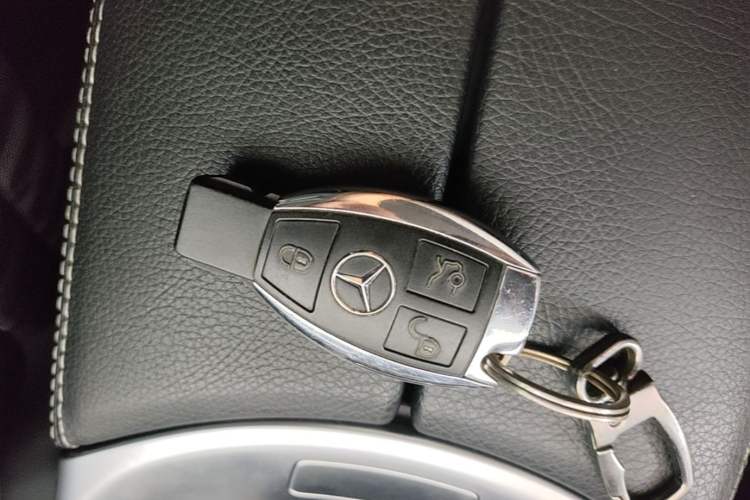 Used Mercedes-Benz C-Class 2017 Restyled C 180 L Fashion Edition Sport Version Vehicle Key