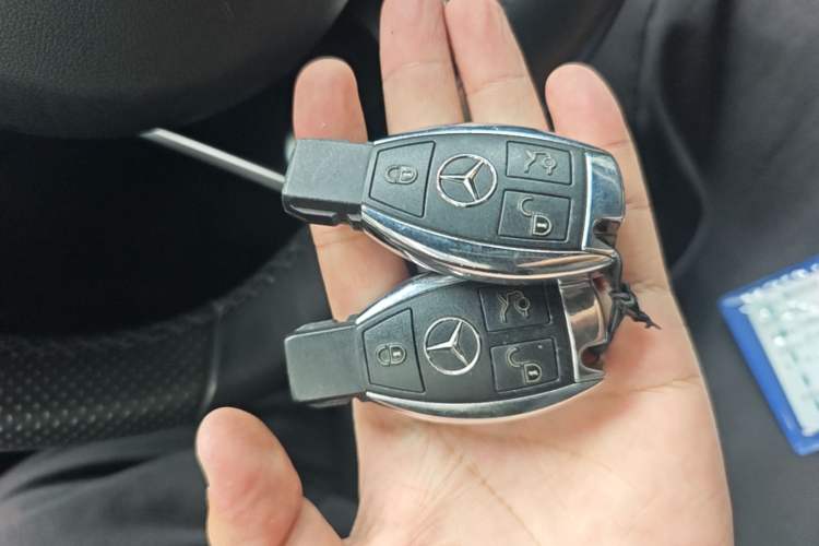 Used Mercedes-Benz C-Class 2017 Restyled C 200 Sport Edition Vehicle Key