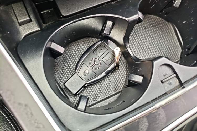 Used Mercedes-Benz C-Class 2017 Revised C 180 L Dynamic Sports Edition Vehicle Key