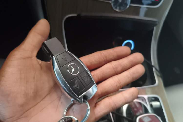 Used Mercedes-Benz C-Class 2017 C 180 L Vehicle Key