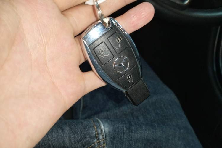 Used Mercedes-Benz C-Class 2017 C 200 station wagon Vehicle Key