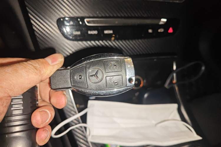 Used Mercedes-Benz C-Class 2017 C 200 Sport Edition Vehicle Key
