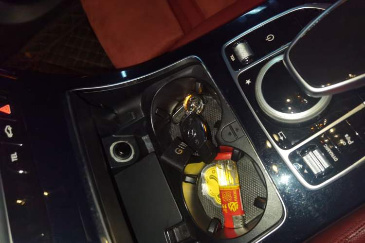 Used Mercedes-Benz C-Class 2017 C 200 Sport Edition Vehicle Key