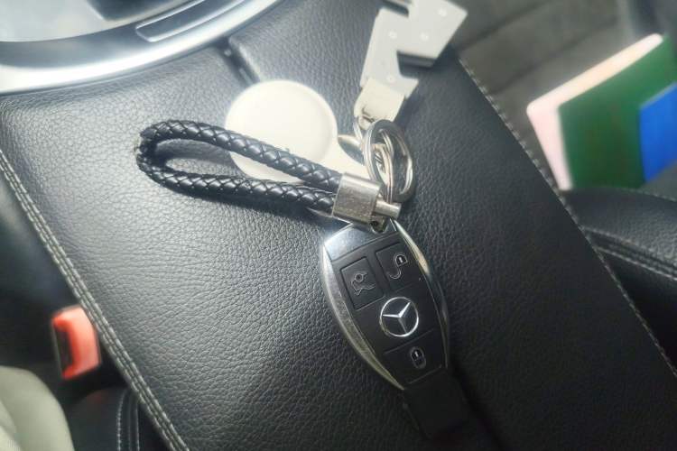 Used Mercedes-Benz C-Class 2017 Restyled C 200 Sport Edition Vehicle Key