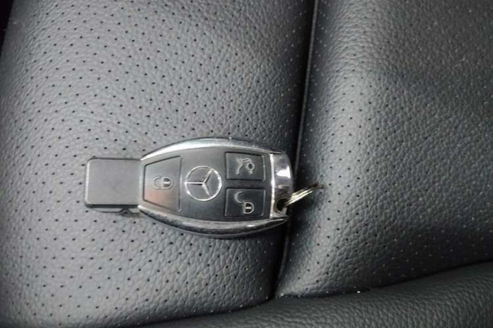Used Mercedes-Benz C-Class 2017 C 200 L Sport Edition Vehicle Key