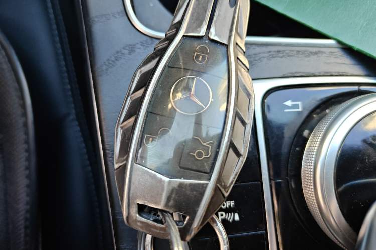 Used Mercedes-Benz C-Class 2017 Restyled C 180 L Fashion Edition Sport Version Vehicle Key