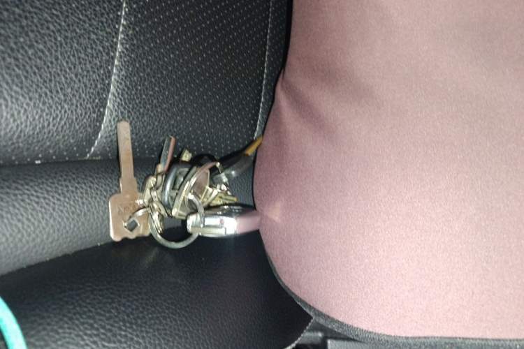 Used Mercedes-Benz C-Class 2017 Facelift C 200 L Vehicle Key