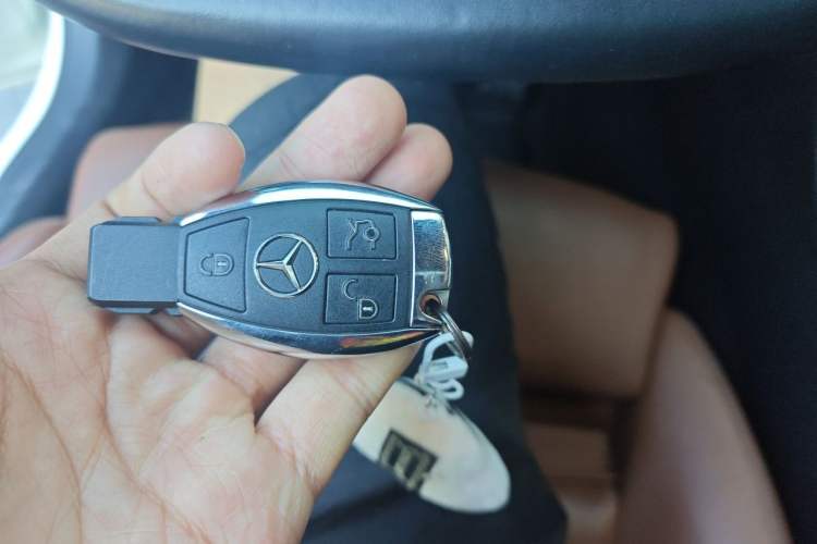 Used Mercedes-Benz C-Class 2017 Facelift C 200 Coupe Vehicle Key