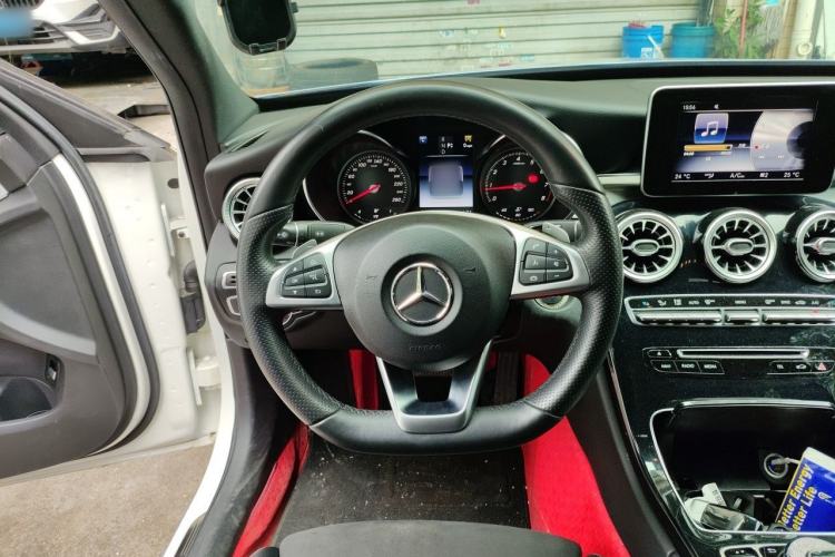 Used Mercedes-Benz C-Class 2017 C 200 Sport Edition Steering Wheel