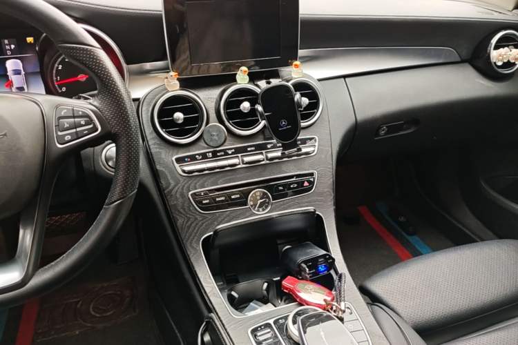 Used Mercedes-Benz C-Class 2018 C 200 L Sport Edition Audio And AC Panel