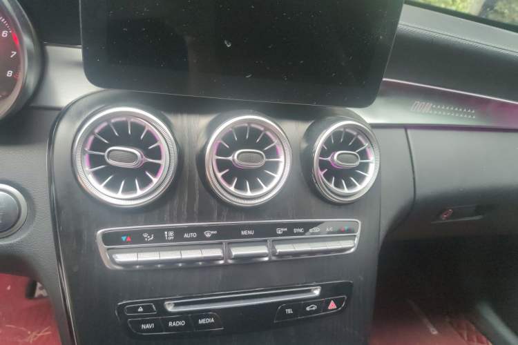 Used Mercedes-Benz C-Class 2018 C 200 Coupe Audio And AC Panel