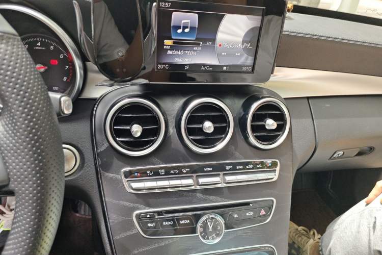 Used Mercedes-Benz C-Class 2018 C 200 L Sport Edition Audio And AC Panel