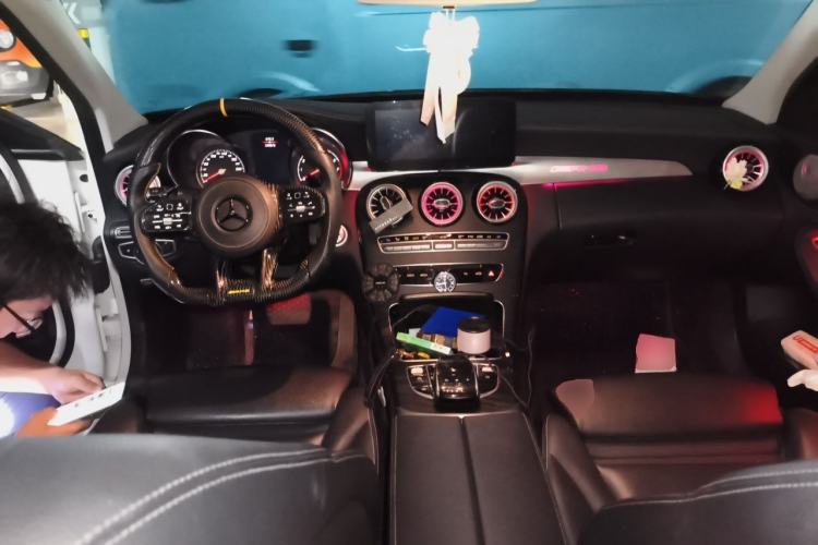 Used Mercedes-Benz C-Class 2018 C 200 L Sport Edition Achievement Special Edition Center Console