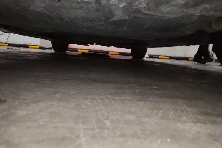 Used Mercedes-Benz C-Class 2018 C 200 L Chassis Front