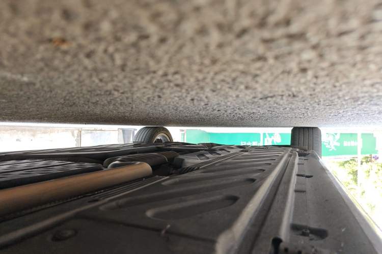 Used Mercedes-Benz C-Class 2018 C 200 L Sport Edition Chassis Front Right