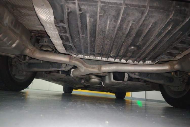 Used Mercedes-Benz C-Class 2018 C 180 L Fashion Edition Sport Version Chassis Rear
