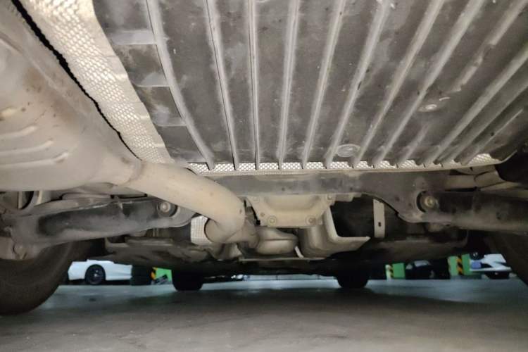 Used Mercedes-Benz C-Class 2018 C 200 L Chassis Rear
