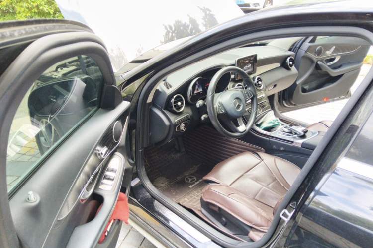 Used Mercedes-Benz C-Class 2018 C 180 L Fashion Edition Sport Version Driver Seat