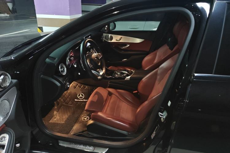 Used Mercedes-Benz C-Class 2018 C 200 Sport Edition Driver Seat