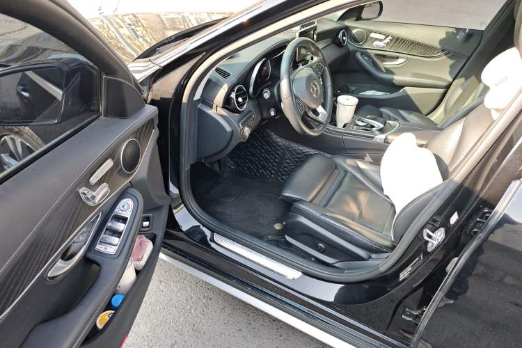 Used Mercedes-Benz C-Class 2018 C 200 L Sport Edition Driver Seat