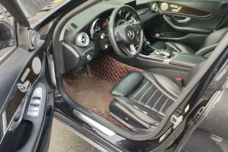 Used Mercedes-Benz C-Class 2018 C 200 L Driver Seat