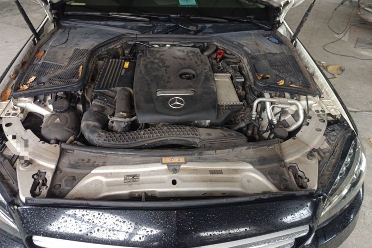 Used Mercedes-Benz C-Class 2018 C 180 L Fashion Edition Sport Version Engine Bay