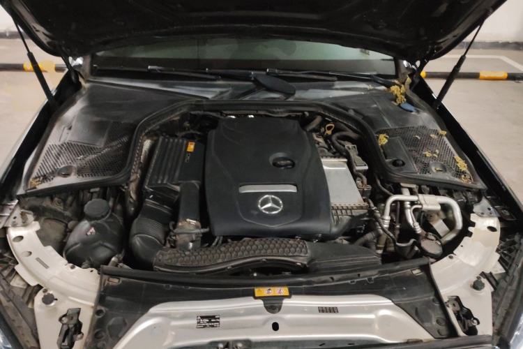 Used Mercedes-Benz C-Class 2018 C 200 L Engine Bay