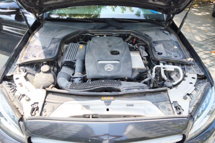 Used Mercedes-Benz C-Class 2018 C 180 L Fashion Edition Sport Version Engine Bay