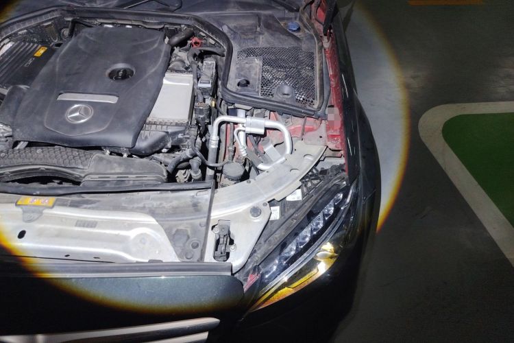 Used Mercedes-Benz C-Class 2018 C 180 L Fashion Edition Sport Version Engine Bay Left