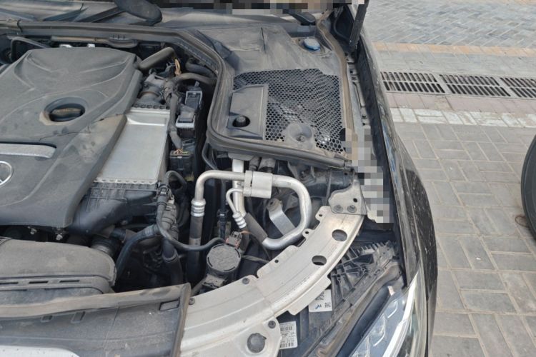 Used Mercedes-Benz C-Class 2018 C 200 L Sport Edition Engine Bay Left