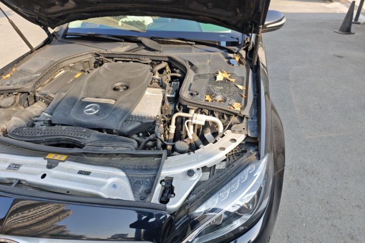 Used Mercedes-Benz C-Class 2018 C 200 L Sport Edition Engine Bay Left