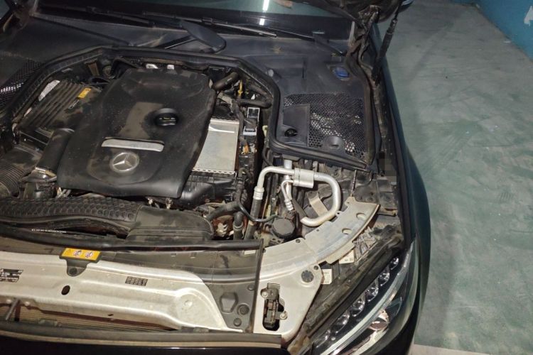 Used Mercedes-Benz C-Class 2018 C 200 L Sport Edition Engine Bay Left