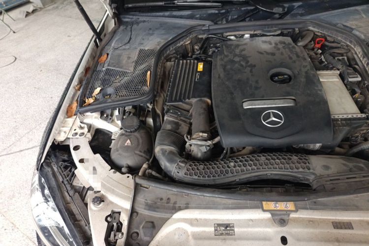 Used Mercedes-Benz C-Class 2018 C 180 L Fashion Edition Sport Version Engine Bay Right