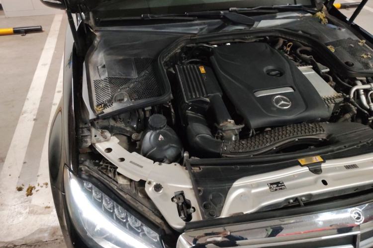 Used Mercedes-Benz C-Class 2018 C 200 L Engine Bay Right