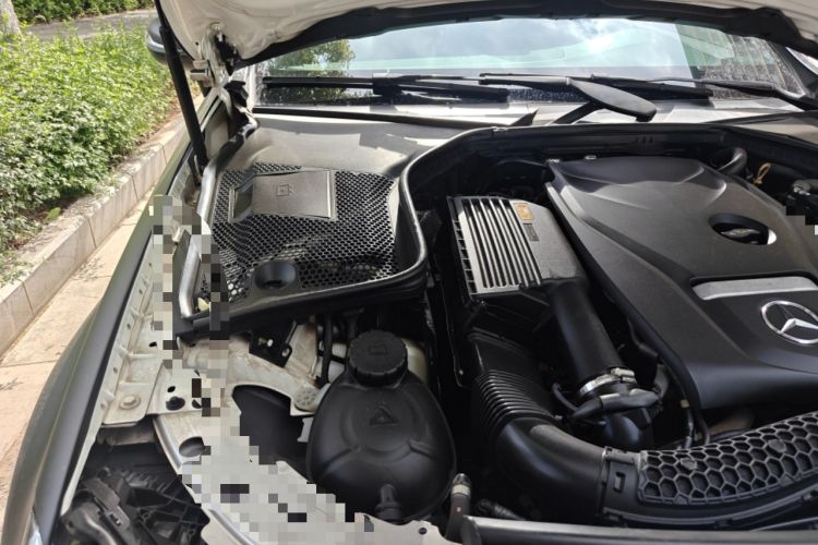 Used Mercedes-Benz C-Class 2018 C 200 Coupe Engine Bay Right