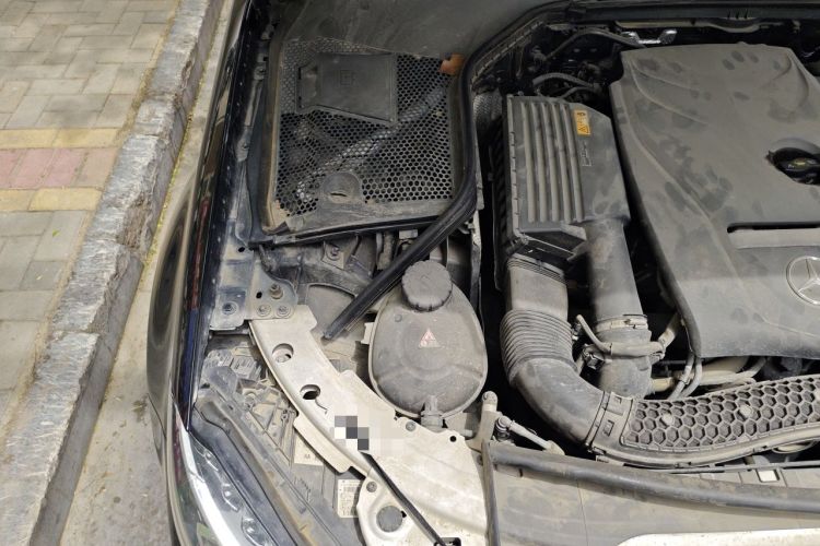 Used Mercedes-Benz C-Class 2018 C 200 L Sport Edition Engine Bay Right