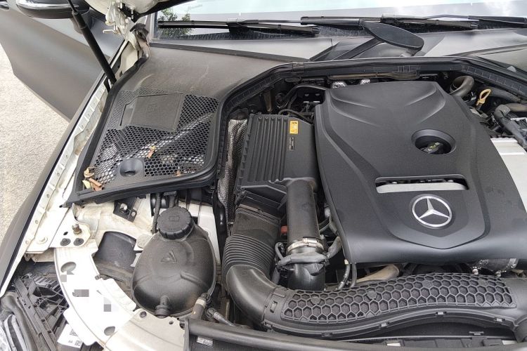 Used Mercedes-Benz C-Class 2018 C 200 Coupe Engine Bay Right
