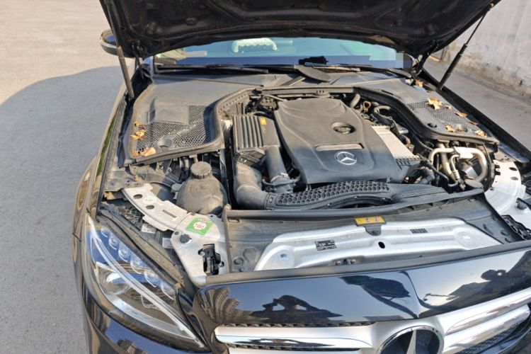 Used Mercedes-Benz C-Class 2018 C 200 L Sport Edition Engine Bay Right
