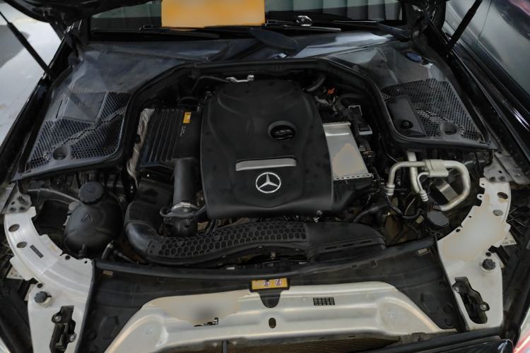 Used Mercedes-Benz C-Class 2018 C 180 L Fashion Edition Sport Version Engine Bay