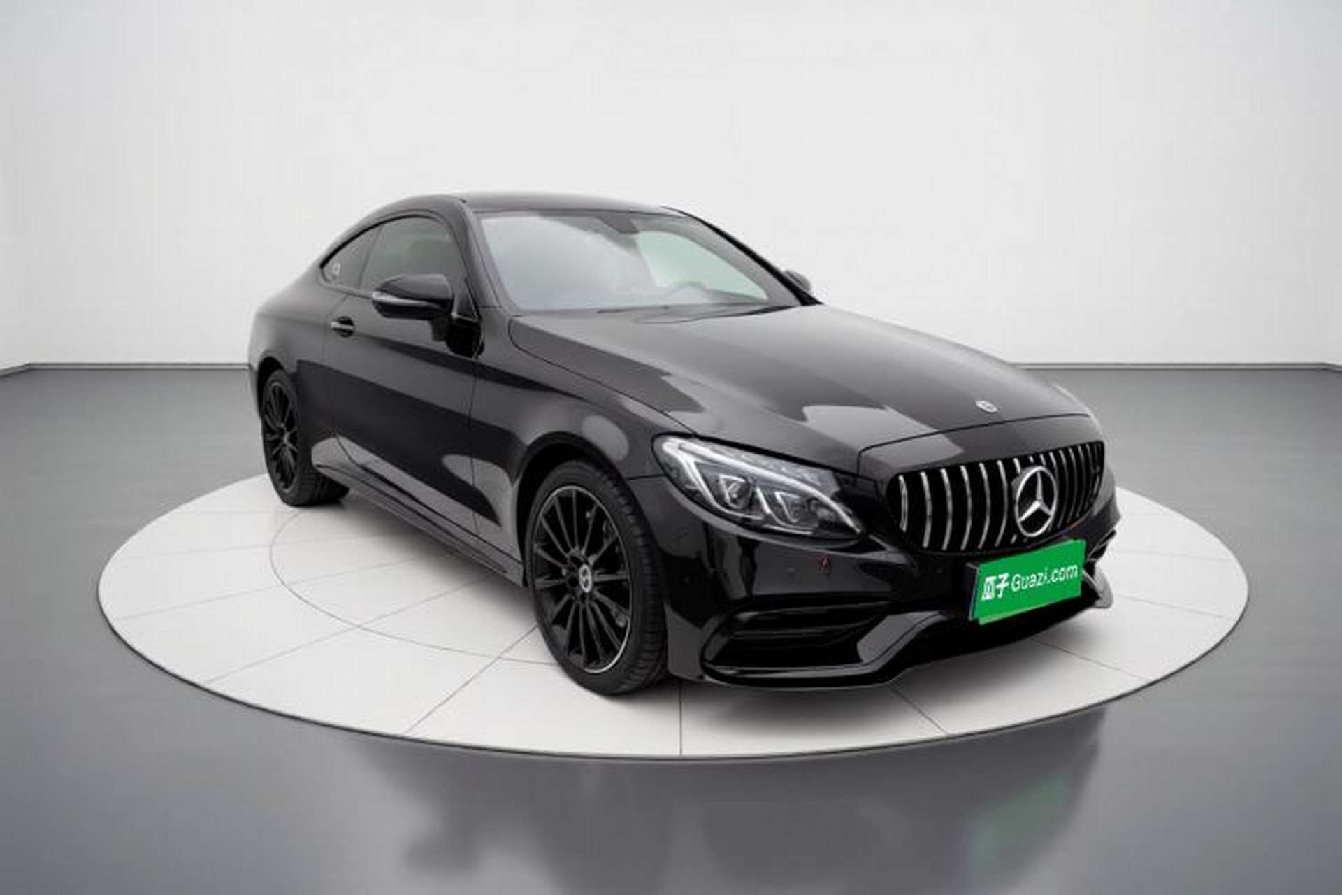 Used Mercedes-Benz C-Class 2018 C 200 4MATIC Coupe Exterior 2