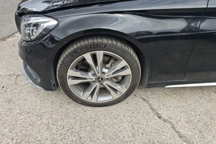 Used Mercedes-Benz C-Class 2018 C 200 L 4MATIC Sport Edition Exterior 3