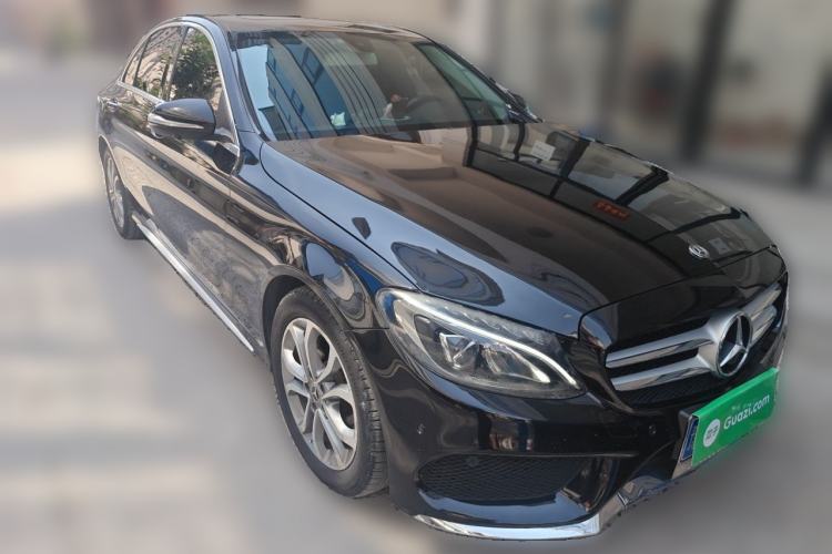 Used Mercedes-Benz C-Class 2018 C 180 L Fashion Edition Sport Version Front Right 45 Deg